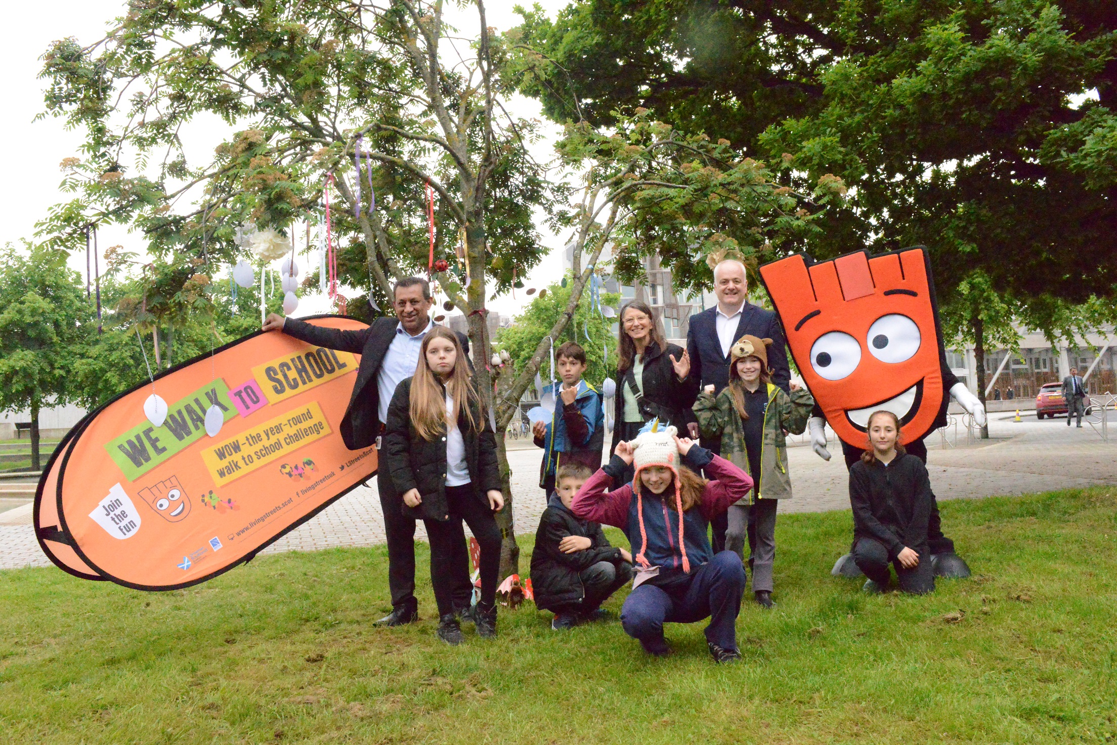 MSPs with pupils